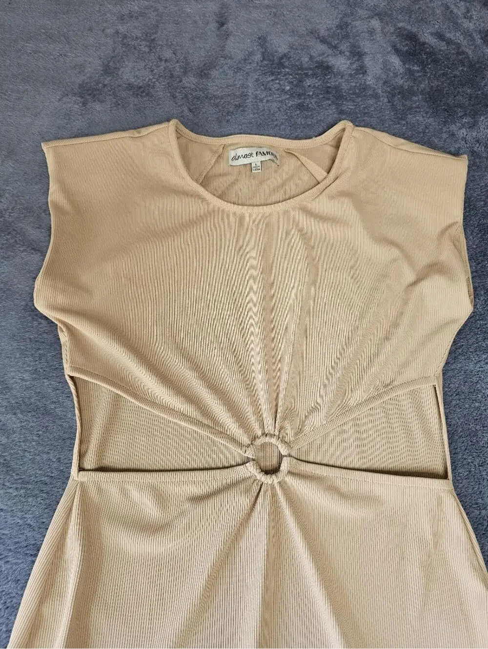 Almost Famous Dress Cutout Coral Size Large